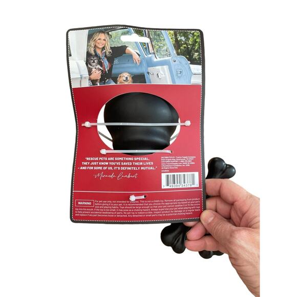 Miranda Lambert Dog Toy MuttNation Pet Rope Tug Treat Dispensing Skull Bones NWT - Picture 2 of 4